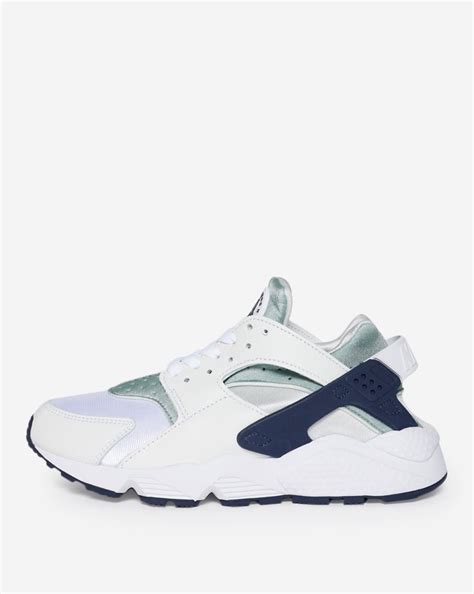 Shop Nike Air Huarache DH4439